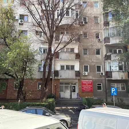 Axa - Tineretului 아파트