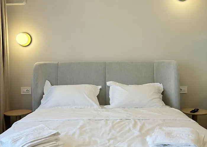 Axa - Tineretului * Бухарест